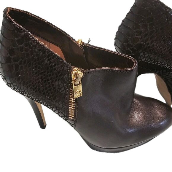 MICHAEL KORS Black Leather Platform High Heel Ankle Boots Booties Size 7 M - Picture 3 of 4